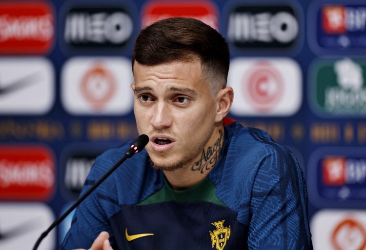 记者:卡迪西亚有意利雅得胜利30岁中场奥塔维奥