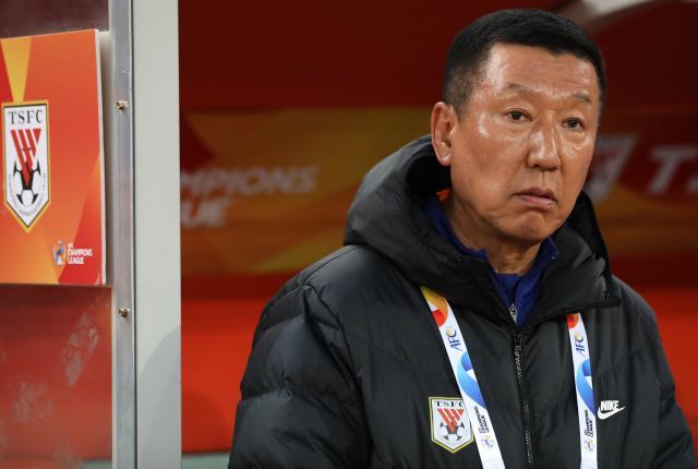 开云体育官网-崔康熙：和队员沟通过球队的困难 会尽力争取胜利